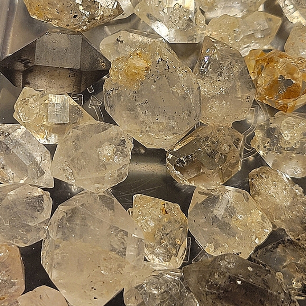 55ctw Herkimer Diamond Crystals AAAA QUALITY - Picture 4 of 4